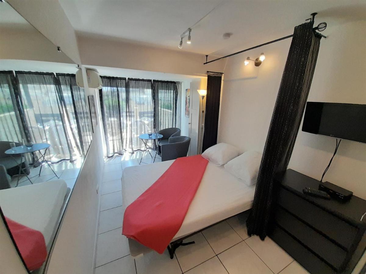 Studio Village Naturiste Angel แอกด์ ภายนอก รูปภาพ