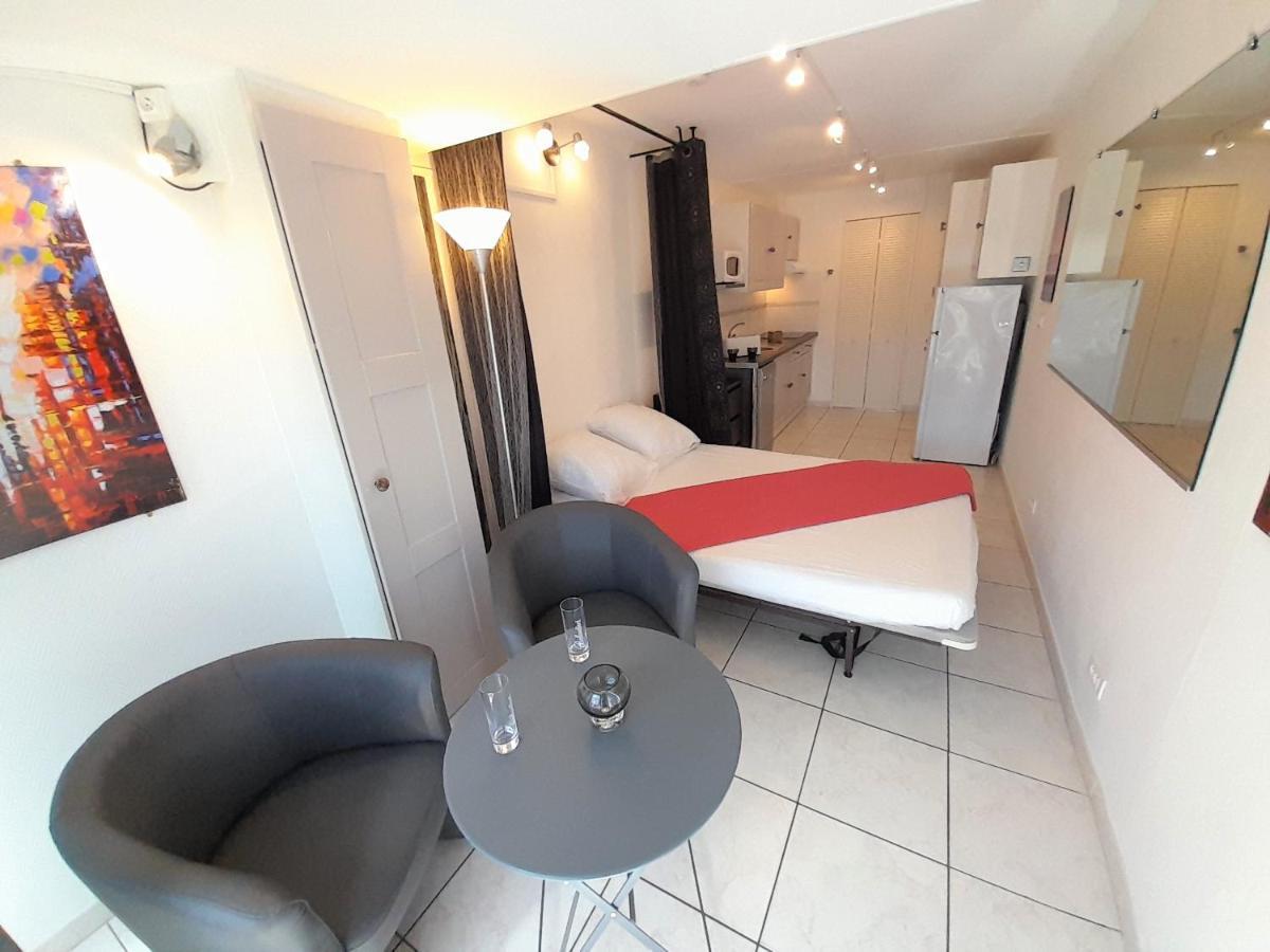Studio Village Naturiste Angel แอกด์ ภายนอก รูปภาพ